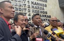 VIDEO: Senyum Roy Suryo Tak Ditahan Polisi Usai Diperiksa Kasus Ijazah Jokowi "Terima Kasih Emak"