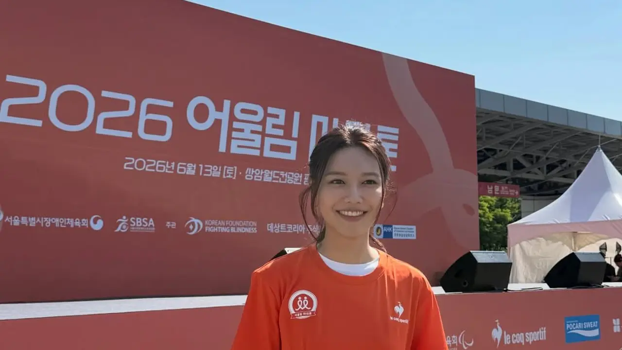 Perdana Muncul Setelah Kabar Putus, Penampilan Sooyoung SNSD saat Ikut Maraton Jadi Sorotan