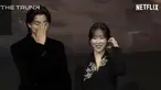 Potret Gong Yoo dan Seo Hyun Jin dalam konferensi pers. (Foto: Netflix)
