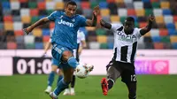 10 Respons Nyeleneh Netizen Melihat Pertahanan Bobrok Juventus, Malah Salahkan Ronaldo dan Karma Danilo