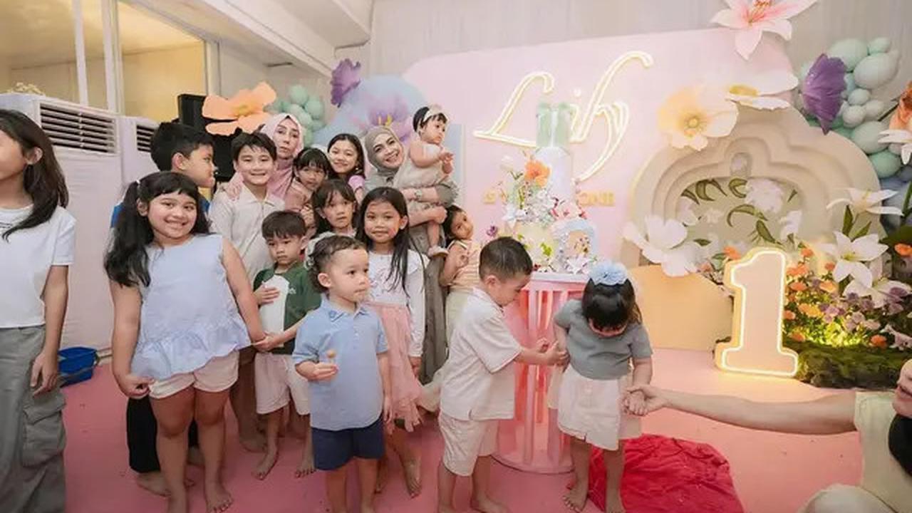 10 Potret Ulang Tahun Lily Anak Raffi Ahmad, Digelar Meriah di Rumah Andara