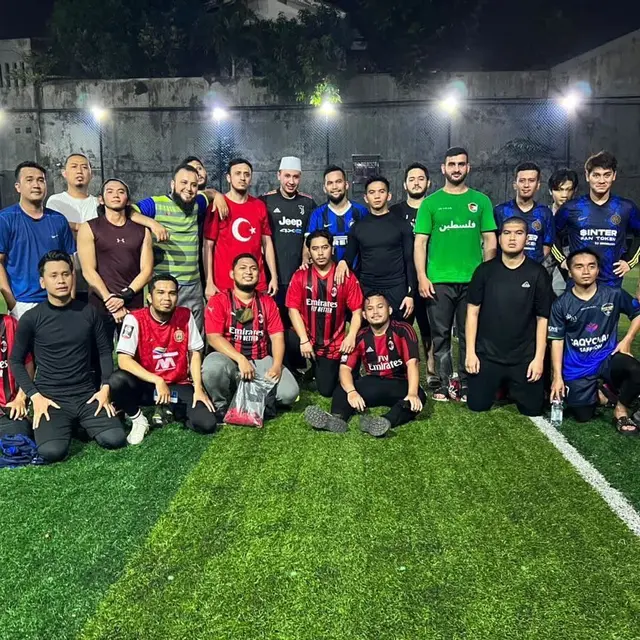 5 Potret Rizky Billar Futsal Bareng Rizki dan Ridho DA, Jalin Silaturahmi