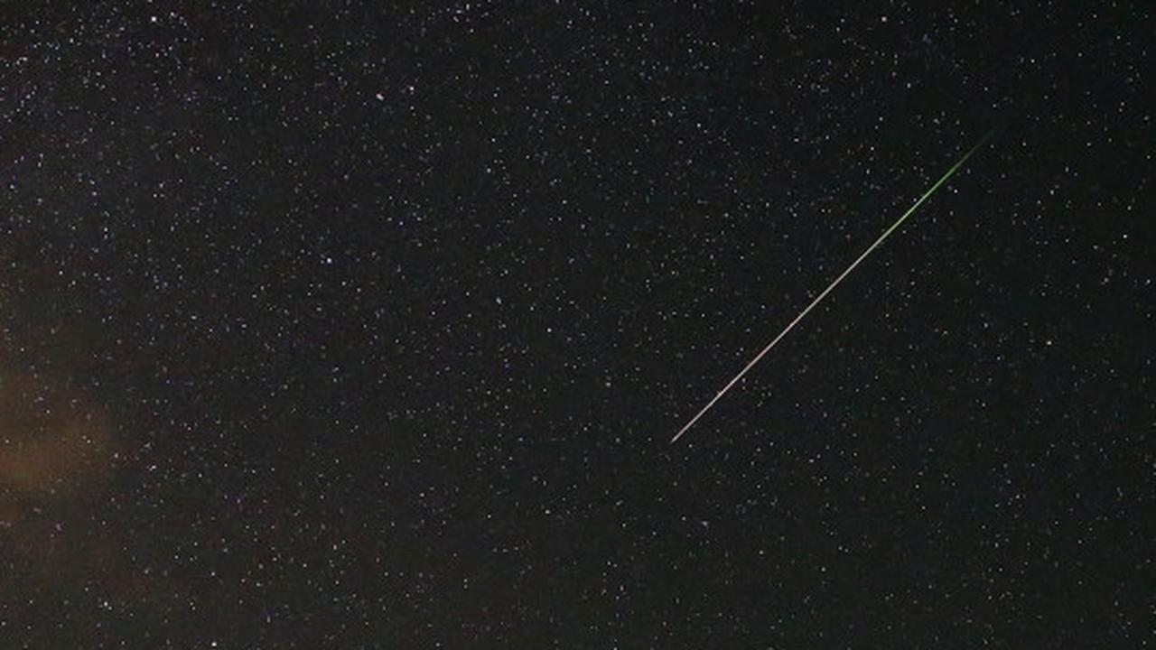 Menyaksikan keindahan fenomena hujan meteor Perseid