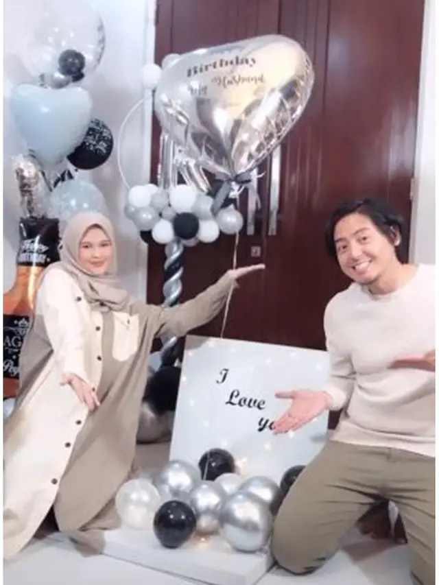 Roger Danuarta Ulang Tahun ke-38, Ini 7 Momen Kejutan Romantis dari Cut Meyriska