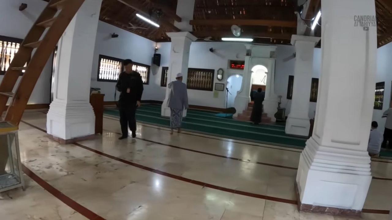 Bentuk Pintu Diadopsi dari Gaya Keraton Cirebon dan Banten