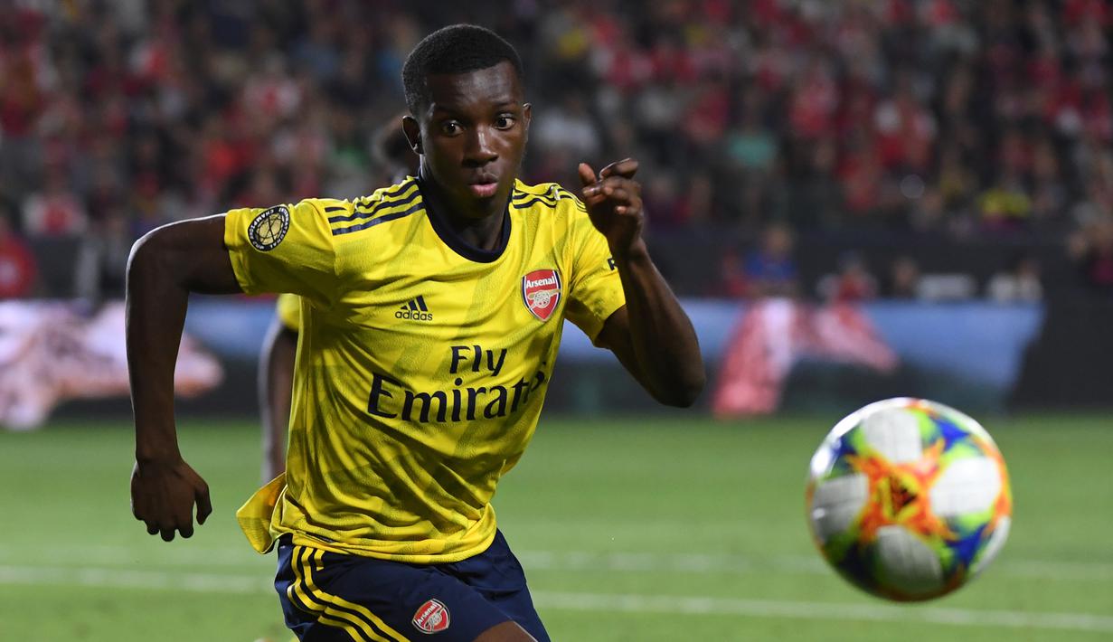 5. Eddie Nketiah (Arsenal) - Arsenal bisa memanggil kembali Eddie Nketiah dari masa peminjaman di Leeds United. Nketiah telah mencetak 6 gol di semua kompetisi dan bisa tampil mengesankan. (AFP/Mark Ralston)