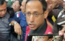 VIDEO: Penampakan Nadiem Makarim Tersangka Korupsi Laptop Berompi Tahanan Kejagung