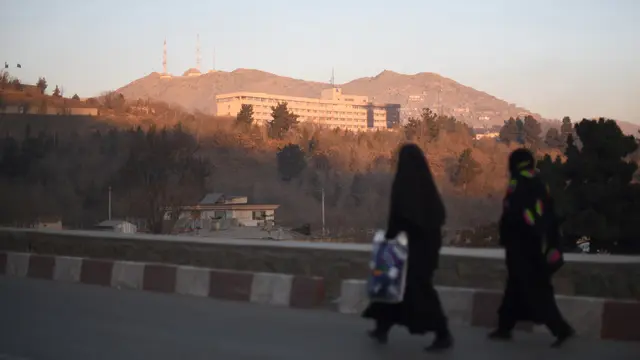 Kelompok Bersenjata Serang Hotel Mewah di Afghanistan