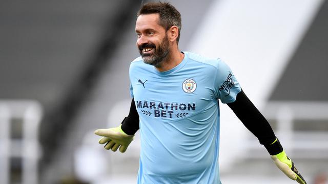 Foto: Barisan 5 Kiper Ini Jadi Bayang-bayang Ederson Moraes yang Tak Tergantikan di Manchester City