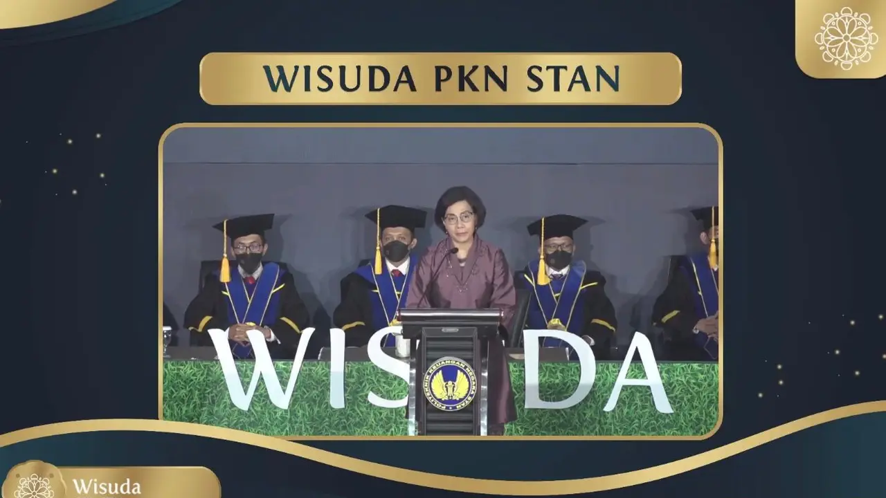 Menteri Keuangan Sri Mulyani saat menyampaikan pidato dalam acara Wisuda PKN STAN 2022 (Foto dok. PKN STAN via Youtube)