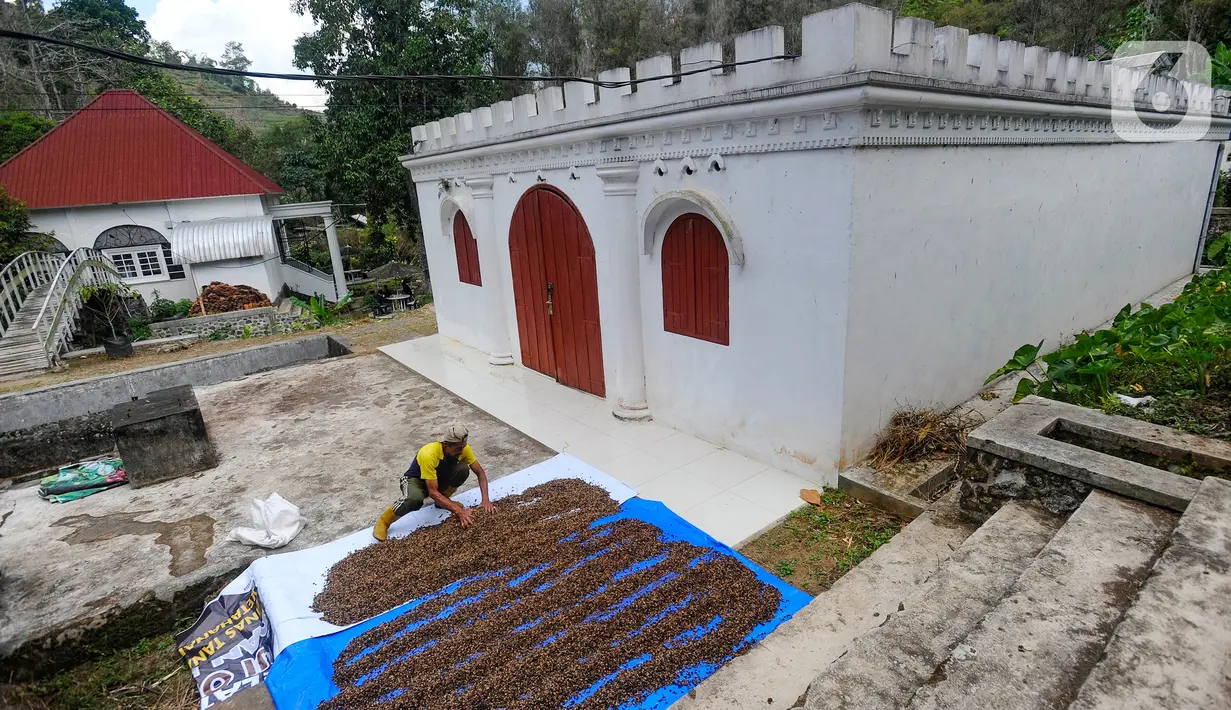 Pengolahan biji kopi di tempat ini sebagiannya masih menggunakan teknologi kolonial Belanda, seperti kincir tenaga air. (merdeka.com/Arie Basuki)