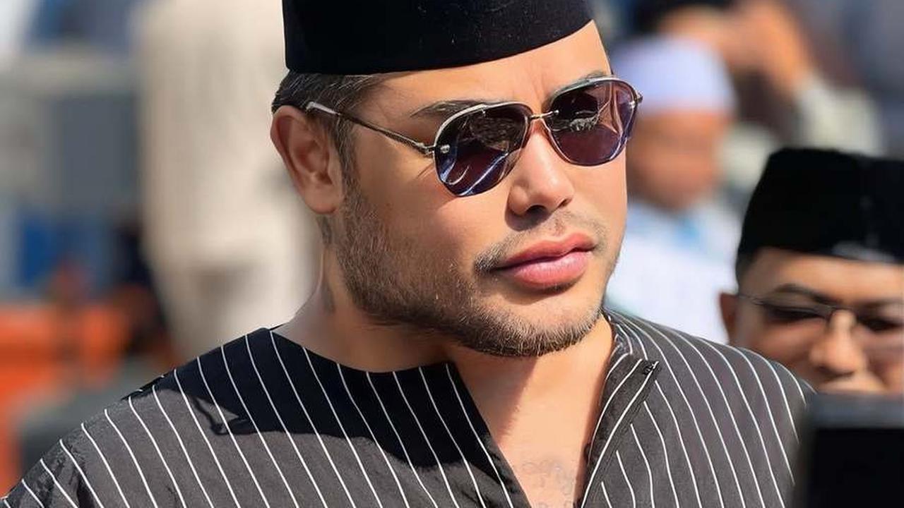 7 Potret Ivan Gunawan Peletakan Batu Pertama, Resmikan Masjid di Pesantrennya Jelang Berangkat Haji