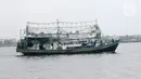 Kapal tangkap ikan GT 30 terlihat di Pelabuhan Muara Baru dan Pelabuhan Angke, Jakarta, Sabtu (9/10/2021). Dengan terbitnya PP Nomor 85 Tahun 2021, PNBP untuk para nelayan mengalami kenaikan sebesar 600 persen dari tarif biasanya. (merdeka.com/Imam Buhori)