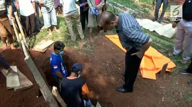 Seorang asisten rumah tangga dikubur oleh majikannya dengan pakian yang masih utuh.