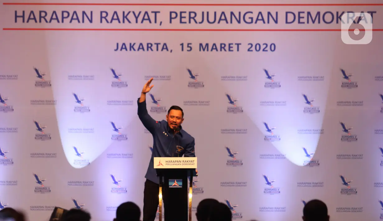 Ketum Partai Demokrat  Agus Harimurti Yudhoyono memberikan pidato usai terpilih secara aklamasi, Jakarta, Minggu (15/3/2020). Keputusan diambil setelah sidang paripurna melakukan verifikasi dan menyatakan AHY memenuhi persyaratan jadi ketum di Kongres V Partai Demokrat. (Liputan6.com/Angga Yuniar)