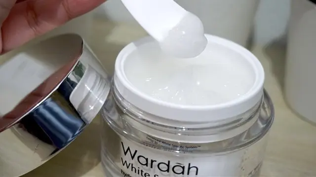 Wujudkan Wajah Cerah dan Glowing dalam Semalam, Sleeping Pack Ini Rahasianya