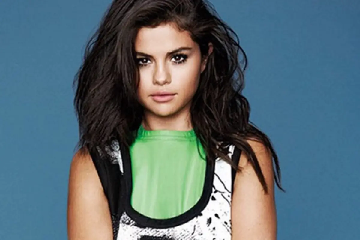 [Bintang] Selena Gomez