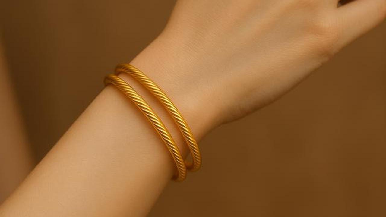 8 Inspirasi Gelang Emas 12 Gram 24 Karat Model Klasik Lilit, Desain Elegan dan Cocok untuk Investasi