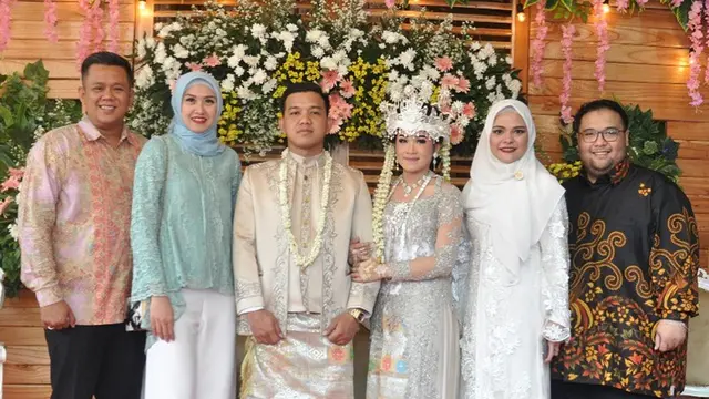 Dikabarkan Dekat, Ini 6 Momen Kebersamaan Didi Mahardika dan Rosmanizar