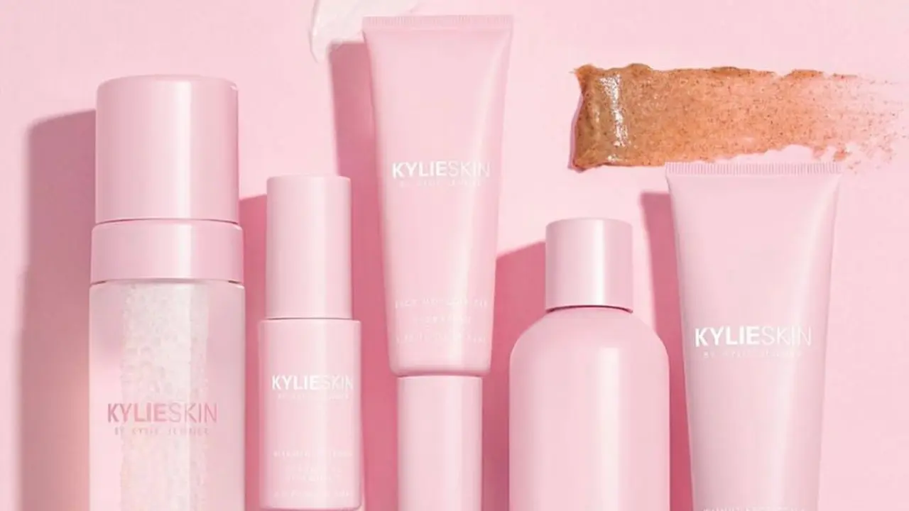 Kylie Jenner Banderol Produk Skincare dengan Harga Terjangkau