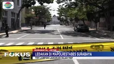 Empat jenazah ini adalah pasangan suami istri dan dua anak mereka yang datang ke Mapolrestabes Surabaya menggunakan dua motor.