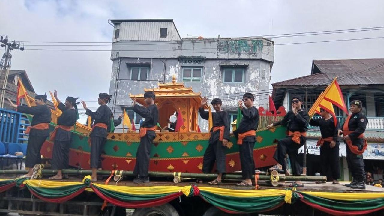 Wow, 9.377 Peserta! Pawai Budaya Tarakan 2025 Sukses Pukau Ribuan Warga