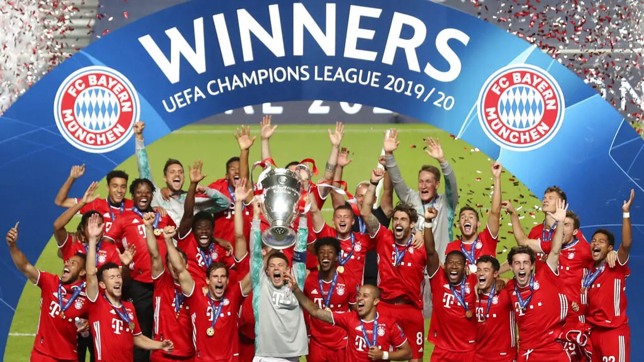 Momen Emosional Pemain Bayern Munchen Saat Mengangkat Trofi Liga Champions