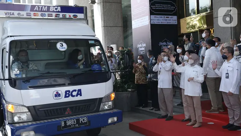 Mobil Kas Keliling BCA Penuhi Kebutuhan Uang Rupiah Masyarakat