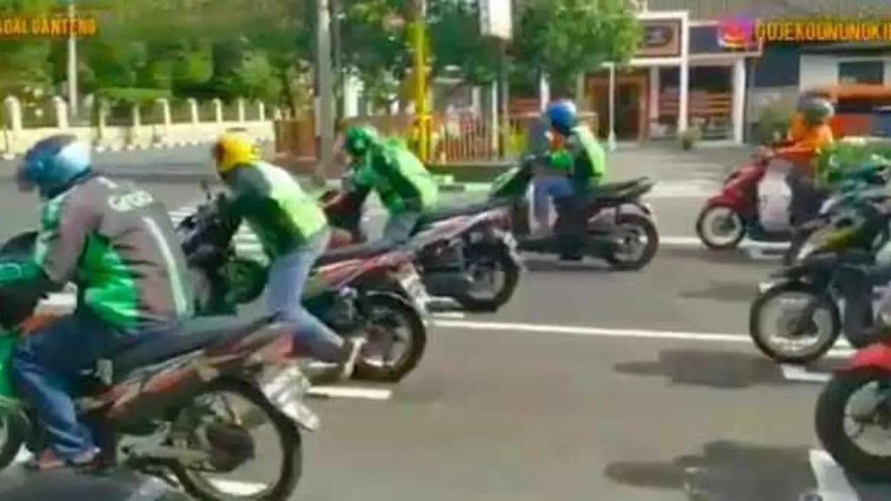 Balap MotoGP ala driver ojol