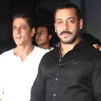 Shahrukh Khan dan Salman Khan. foto: the indian express