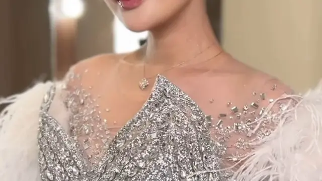 Potret Astrid Tiar di Trending Awards 2024 (credit: https://www.instagram.com/dhirmanputra/).