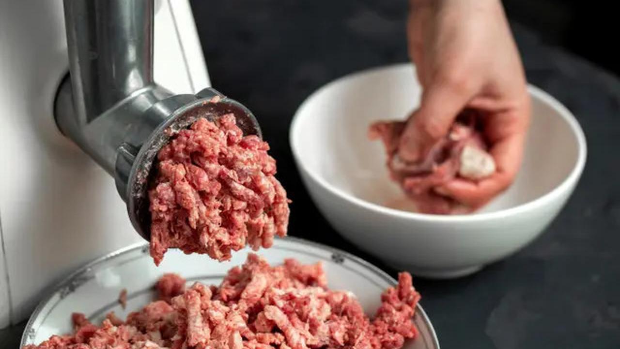 Daging Kurban Bisa Awet sampai Sebulan? Ini Cara Stok dan Olahnya Biar Hemat