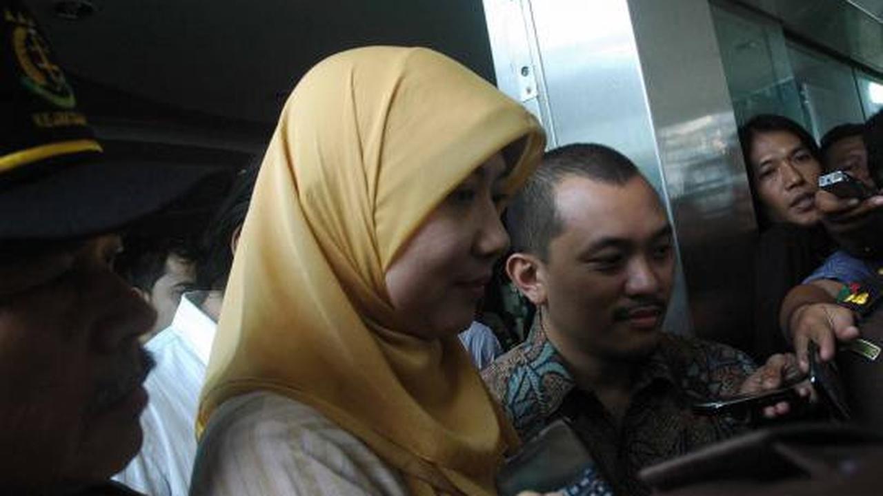 Dian Anggraeni usai diperiksa di Kejagung