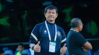 Pelatih Timnas Indonesia U-22, Indra Sjafri, saat melawan Filipina U-22 pada laga Grup C SEA Games 2025 di 700th Anniversary Stadium, Senin (8/12/2025). (Bola.com/Bagaskara Lazuardi)