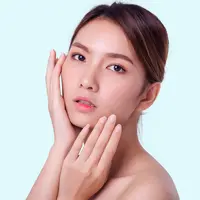 ilustrasi Cara menghilangkan garis pembuluh darah di wajah/chaythawin/shutterstock