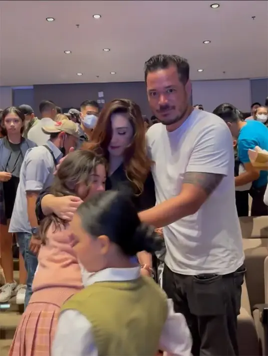 (Instagram/nafaurbach)