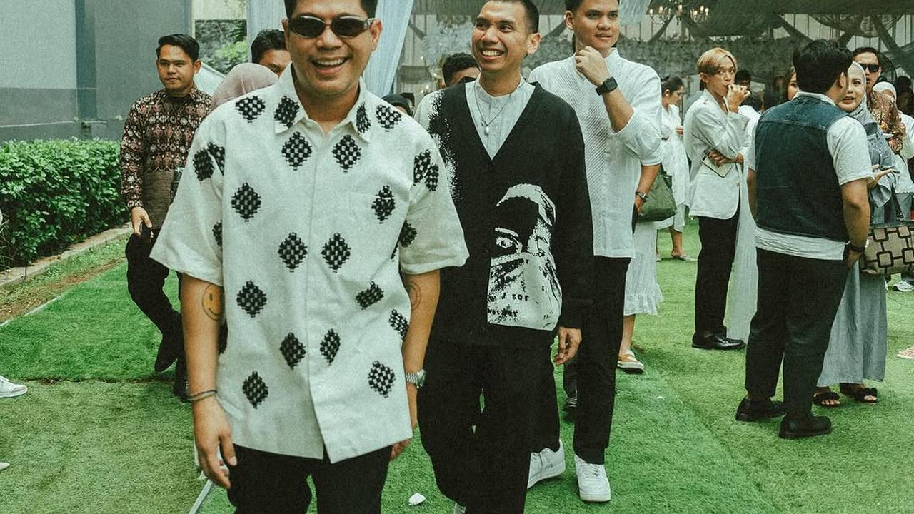 Salma Salsabil Menikah, 7 Potret Nino Kayam Hadir di Acara Resepsi Sebut Bak Restu Semesta