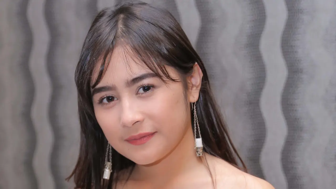 [Bintang] Prilly Latuconsina