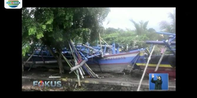 Kondisi 2 Kecamatan di Lampung Selatan Porak-Poranda Usai Diterjang Tsunami