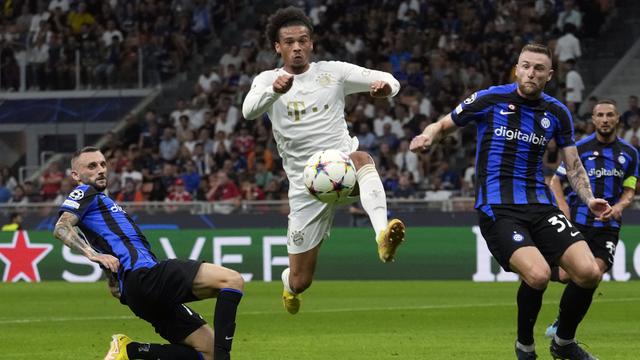 Foto: Barcelona dan Bayern Munchen Menang Meyakinkan, Liverpool Dipermalukan Napoli di Liga Champions