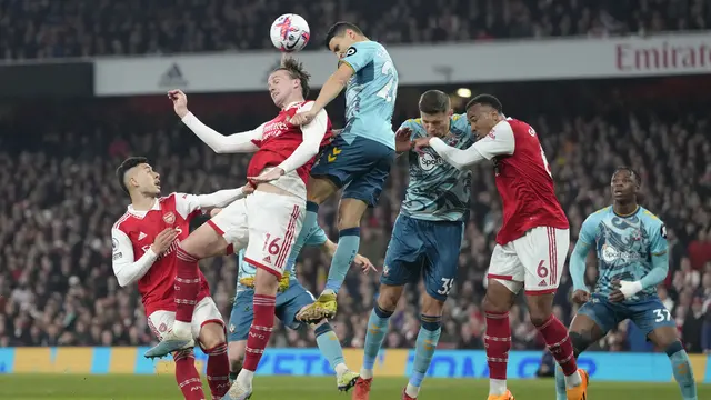Foto: Hampir Kalah dari Southampton, Sinyal Arsenal Gagal Juara Liga Inggris Musim Ini