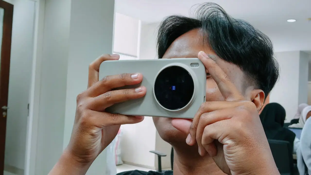 Vivo X300 Pro (Liputan6.com/Arief Ferdian Maulana)
