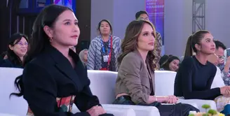 Cinta Laura, Prilly Latuconsina, dan Mikha Tambayong kerap tuai pujian dengan outfit yang menawan. Termasuk saat ketiga hadir di Merdeka Innovation Summit 2023 yang tampil bak Lady Boss. [@miktambayong]