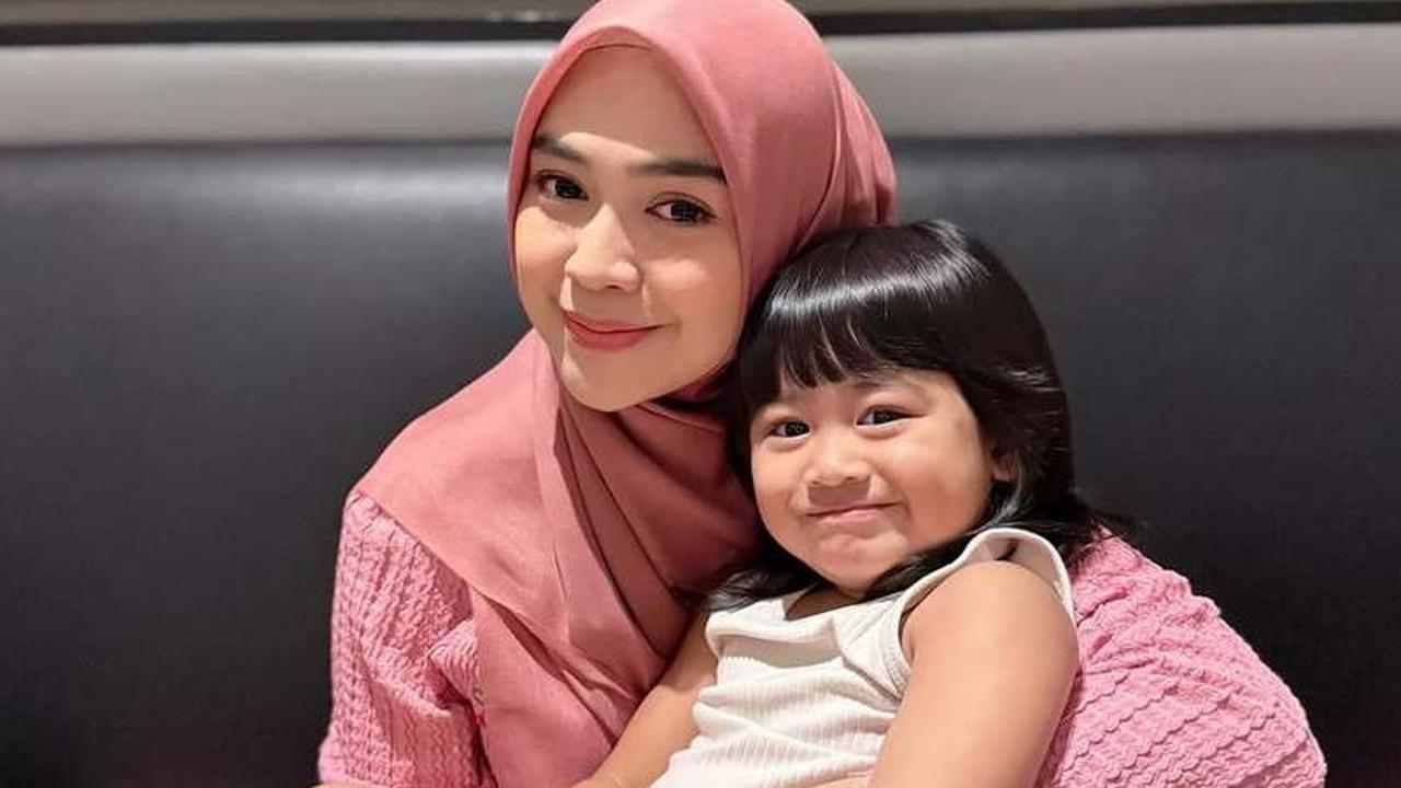 Bukan Cari Pasangan Baru, Potret Ria Ricis Lebih Pilih Adopsi Anak Laki-laki Usai Moana Minta Adik