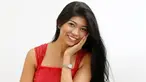 Miss Japan 2016, Priyanka Yoshikawa berpose untuk fotografer saat ditemui di Tokyo, Jepang, Rabu (7/9). Kemenangan wanita keturunan India ini banjir pro kontra di medsos karena Priyanka dianggap bukan keturunan Jepang seutuhnya. (REUTERS/Kim Kyung-hoon)