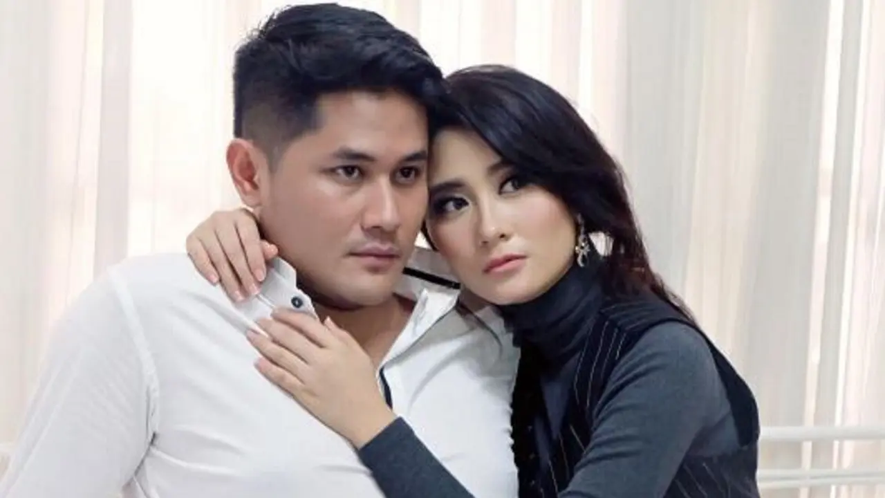 [Bintang] Ryana Dea dan Puadin Redi