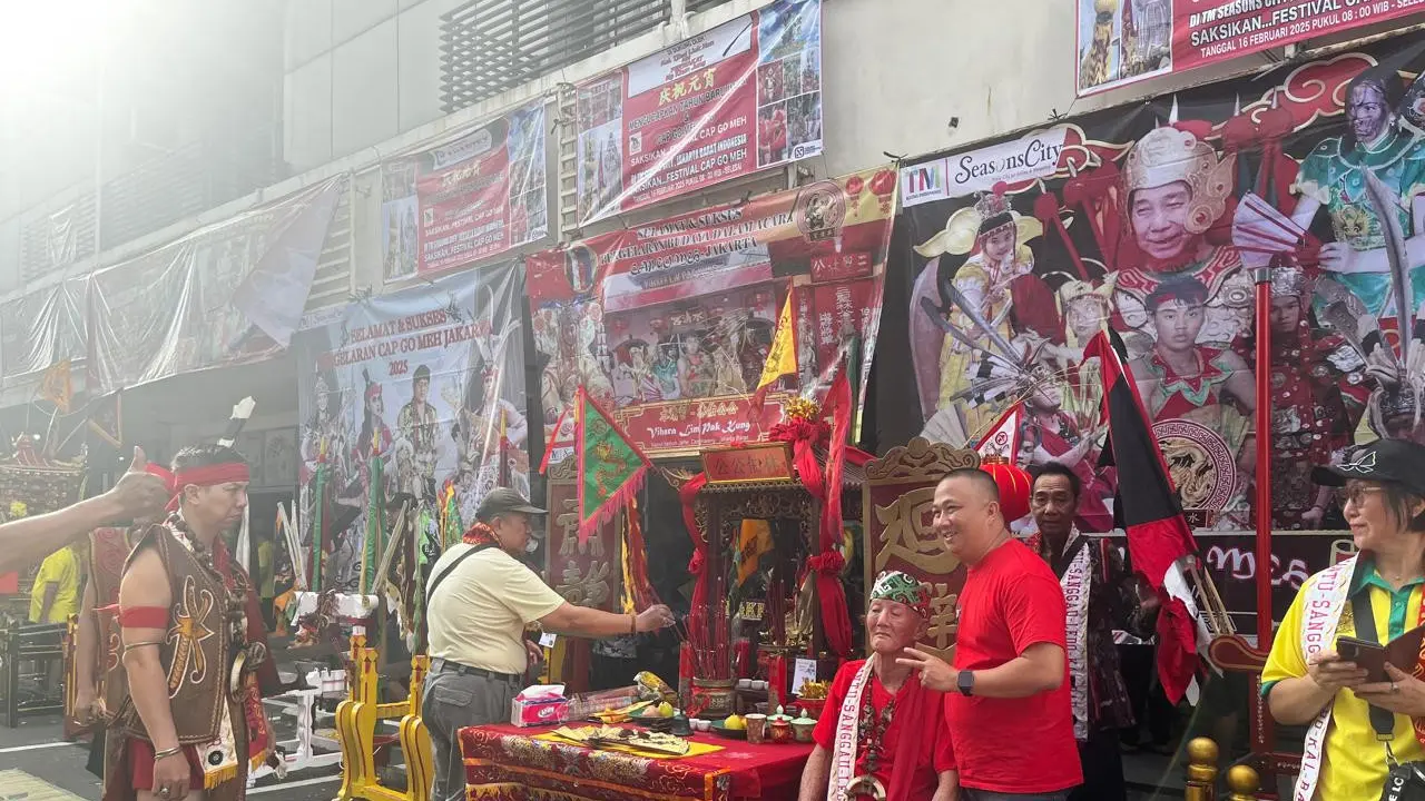 Kemeriahan Festival Cap Go Meh 2025 di TM Seasons City