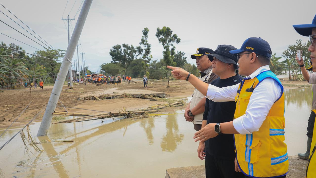 Tanggul Sungai Tuntang Jebol 25 Meter, Akses Kebonagung Gubuk-Semarang Terhenti