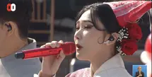Isyana Sarasvati jadi pengisi acara di perayaan HUT RI ke-80 di Istana Negara. [Foto: YouTube/ Sekertariat Presiden]