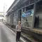 Truk Hantam Halte TransJakarta Tebet Eco Park, Sopir Kabur